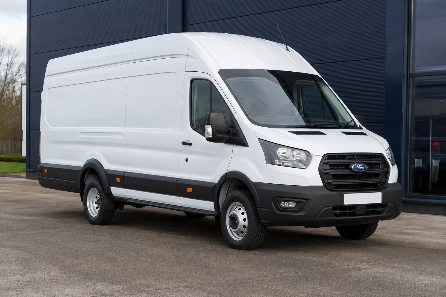 Ford Transit 350 Trend 130PS L4 H3 RWD for sale